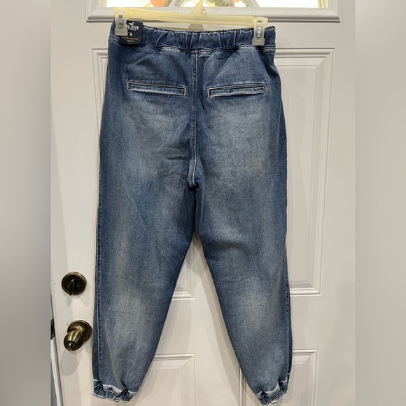 Hollister Blue Jogger Jeans - Picture 3 of 3